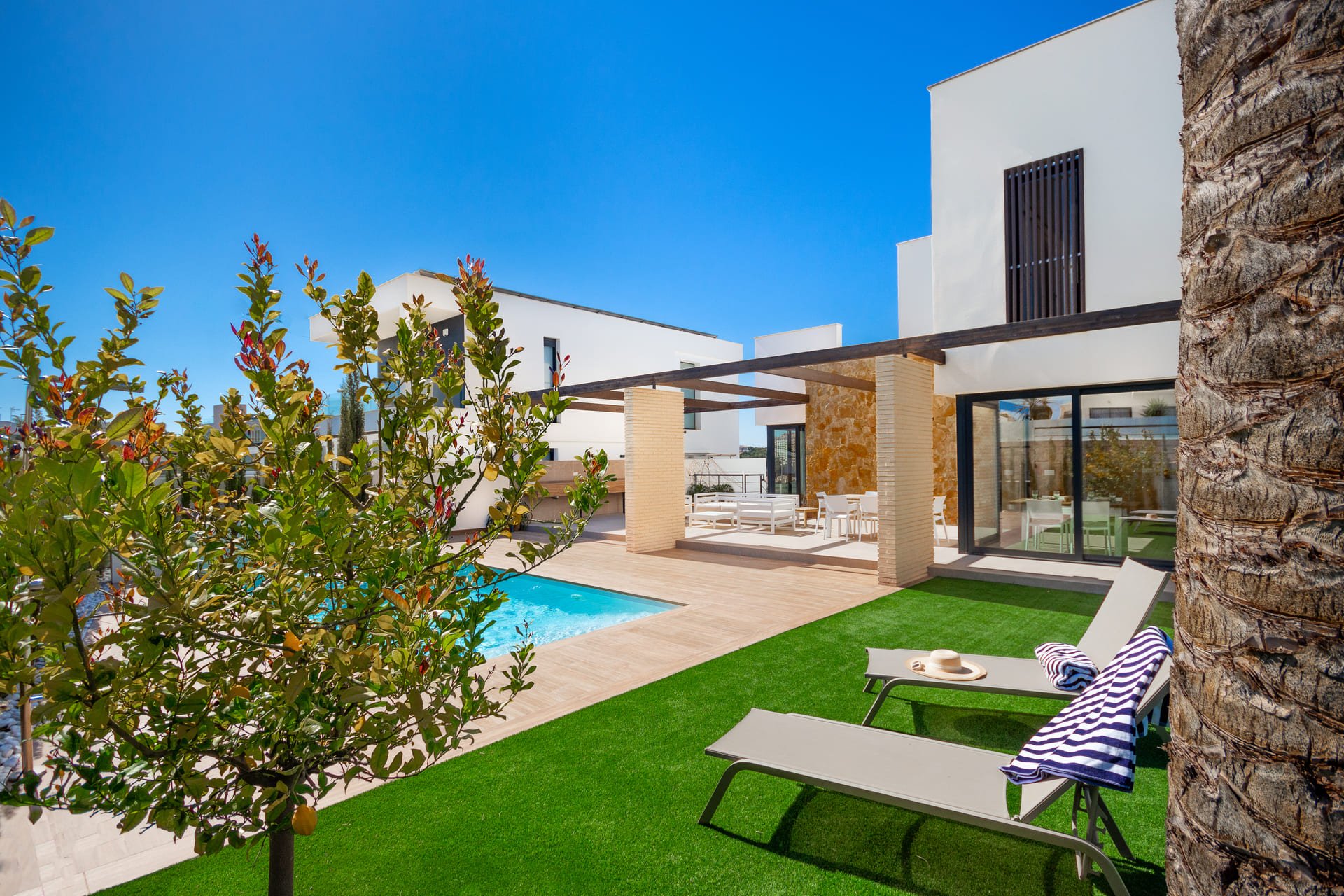 Nowy budynek - Villa - Orihuela Costa