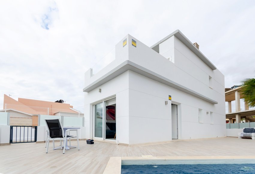 Nowy budynek - Villa - Torrevieja