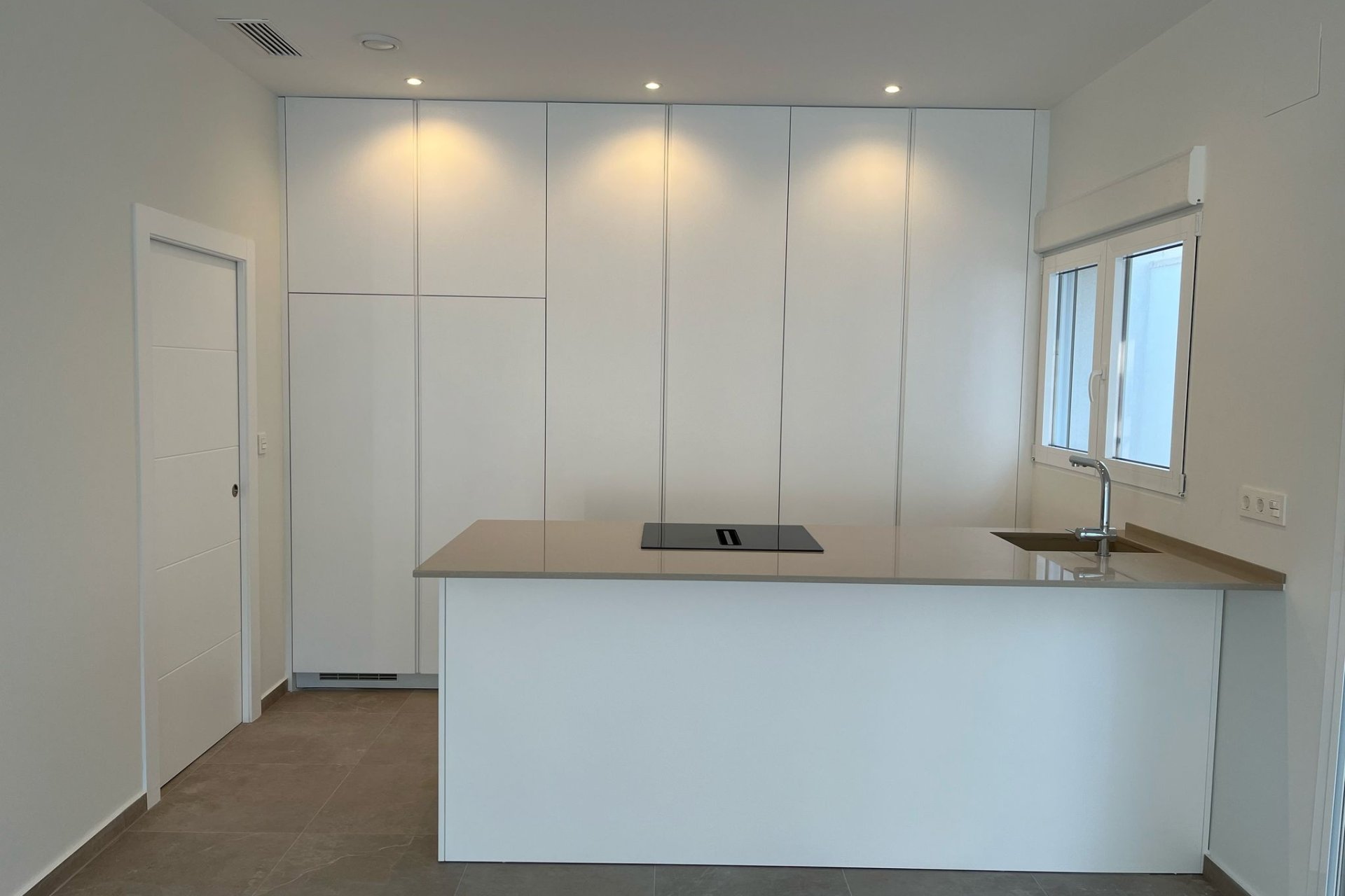 Nybygg - Tosidig - La Romana