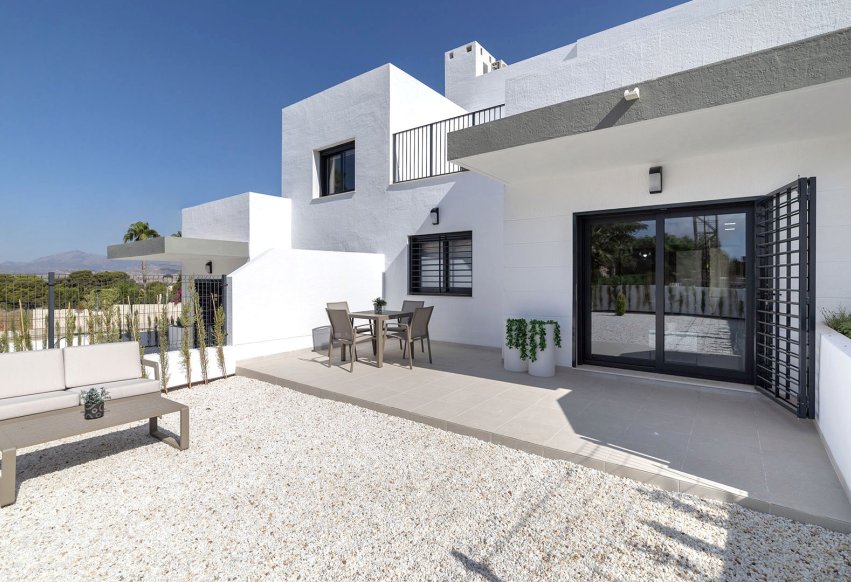 Nybygg - Villa - Busot, zona Bonalba Golf (Alicante) - Spain