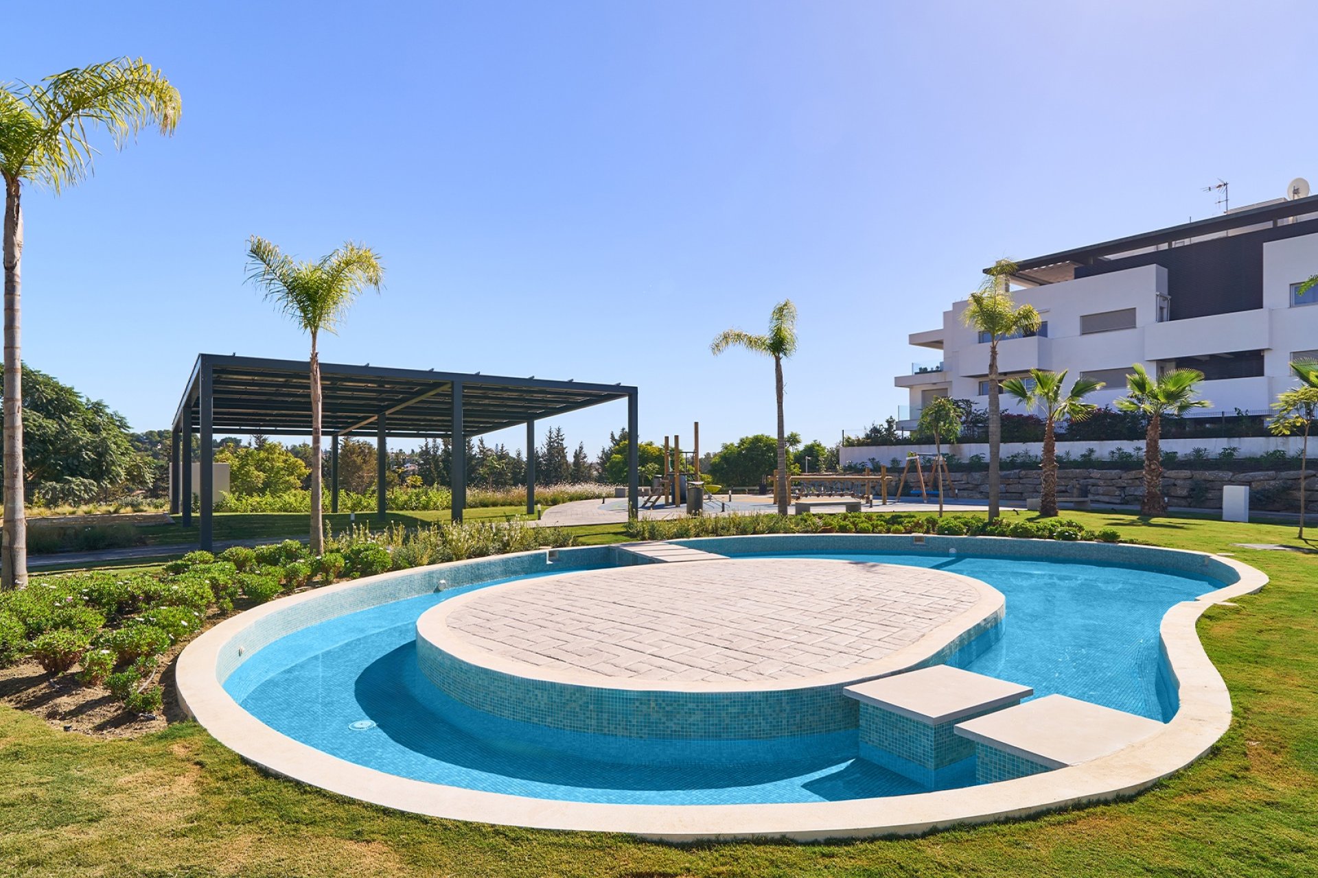 Obra nueva - Apartamento / piso - Estepona (Málaga) - Spain