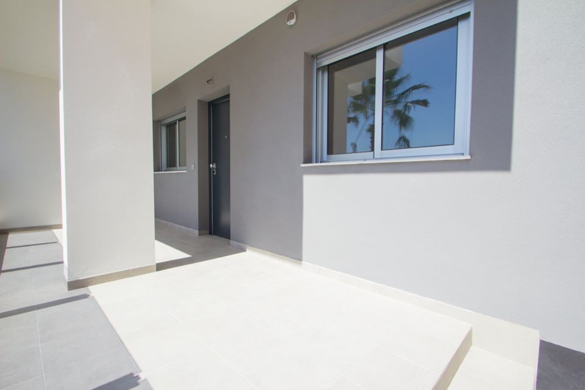 Obra nueva - Apartamento / piso - Res. Las Filipinas