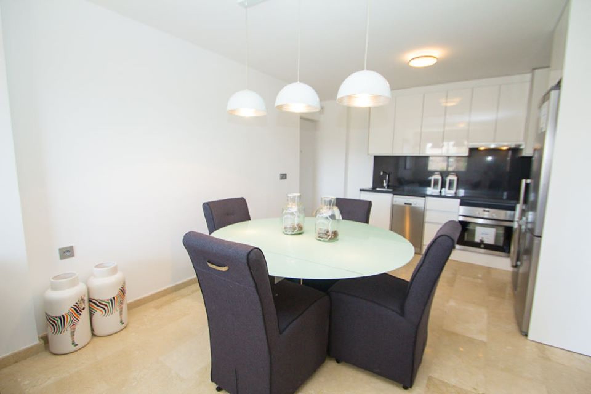 Obra nueva - Apartamento / piso - Res. Las Filipinas
