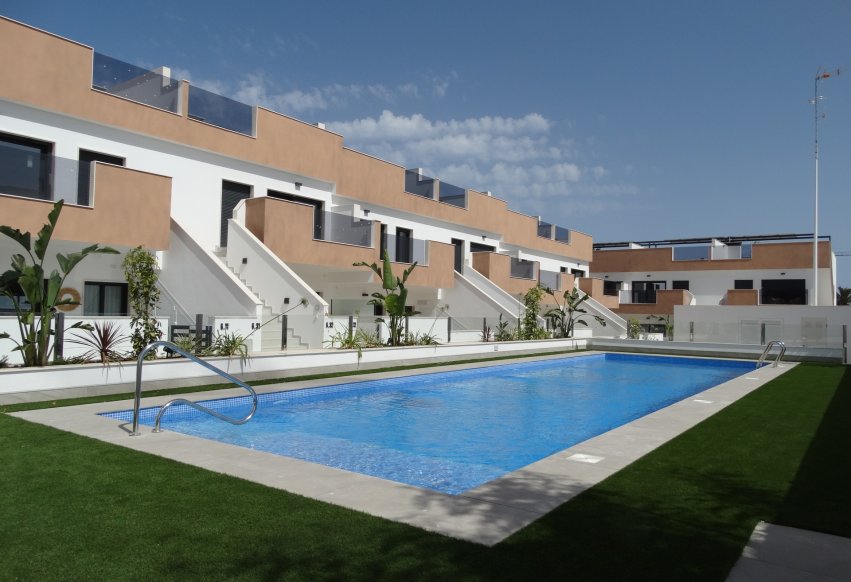 Obra nueva - Bungalow - Pilar de la Horadada