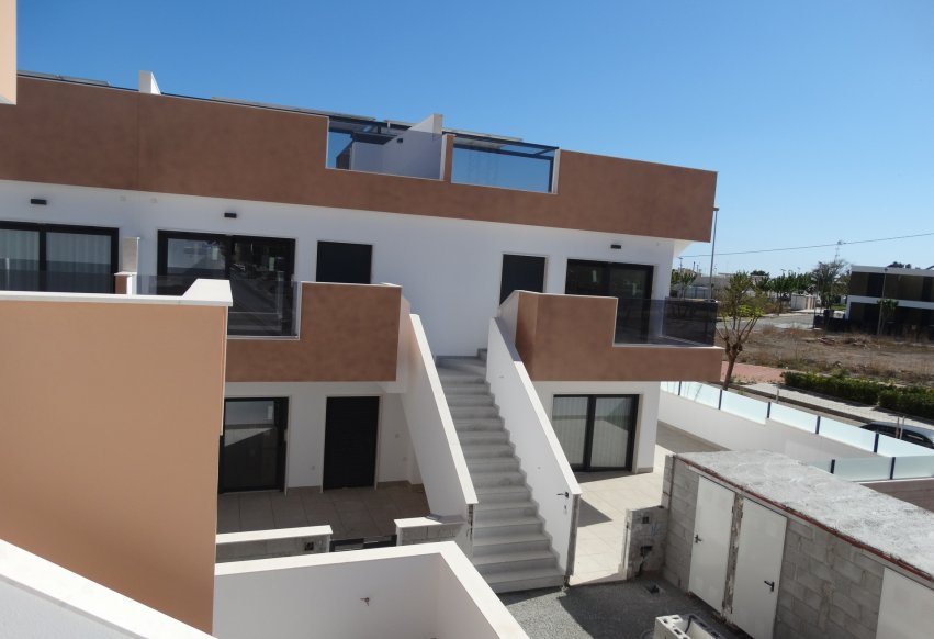 Obra nueva - Bungalow - Pilar de la Horadada