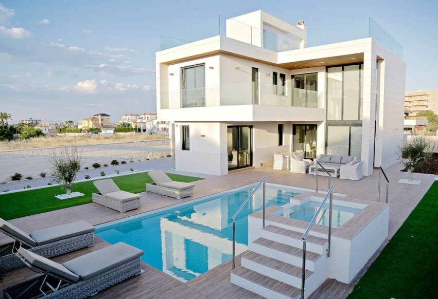Obra nueva - Villa - Dehesa de Campoamor