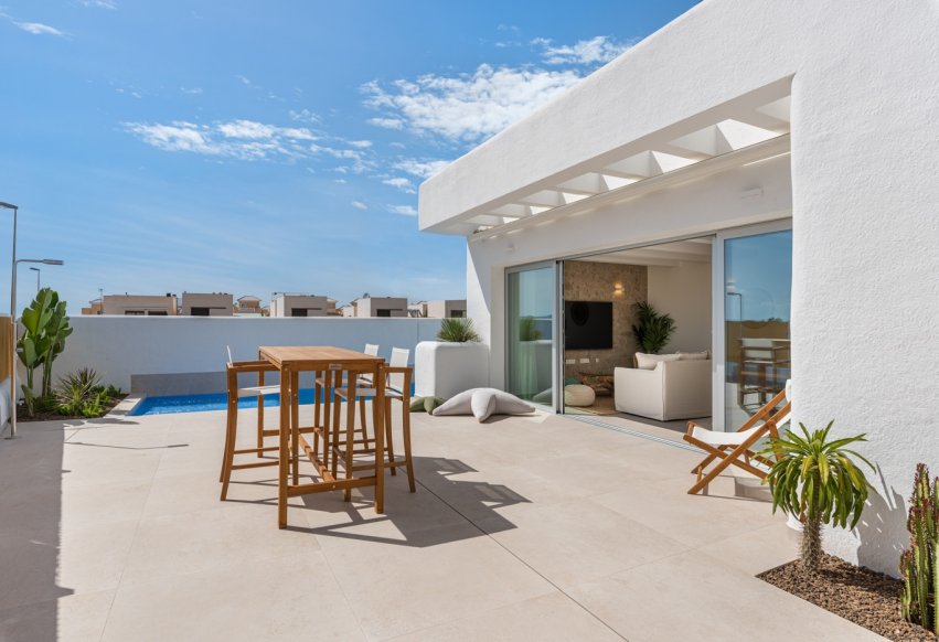 Obra nueva - Villa - Los Alcázares