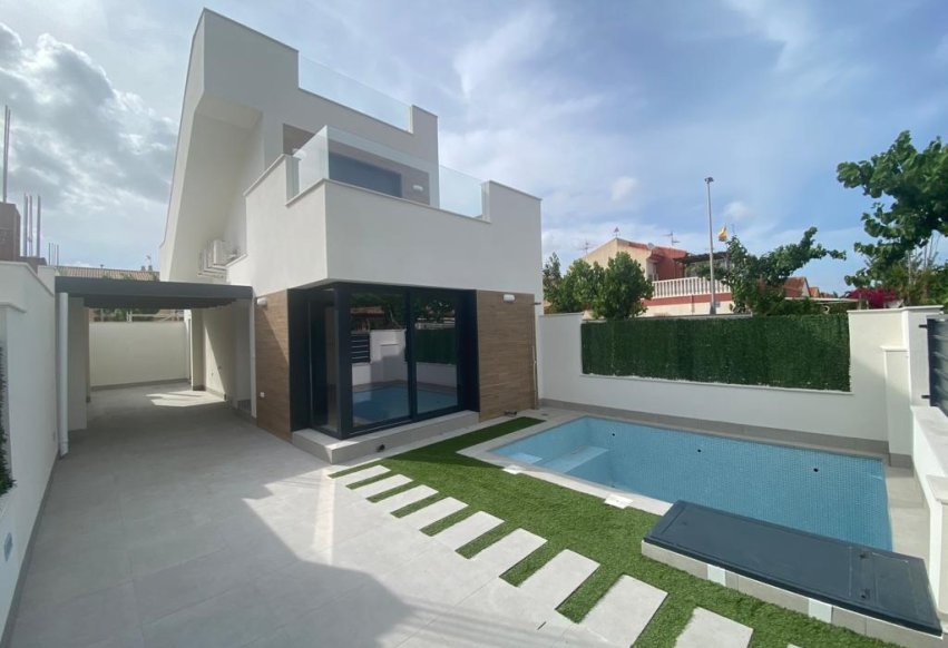 Obra nueva - Villa - Los Alcázares