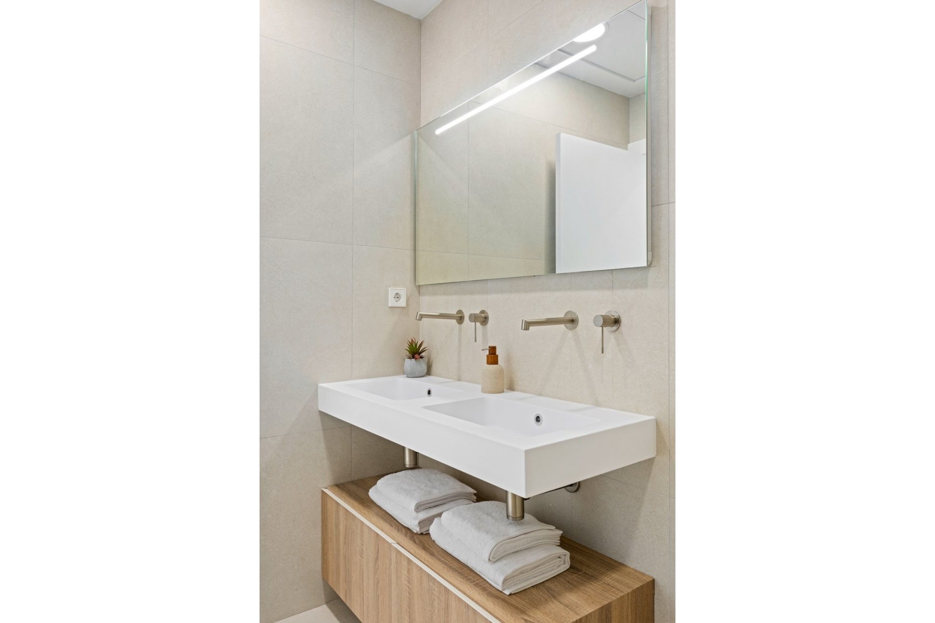 Obra nueva - Villa - Los Alcázares