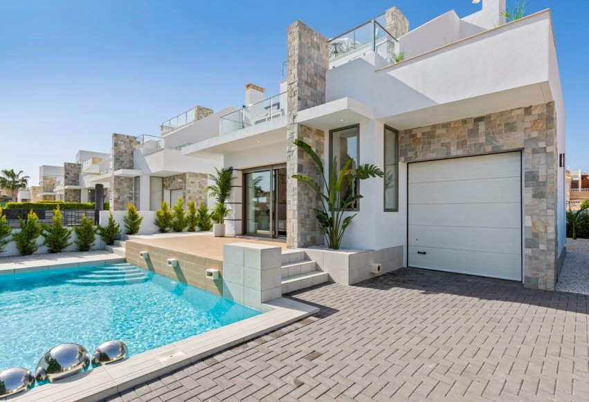 Obra nueva - Villa - Los Alcázares