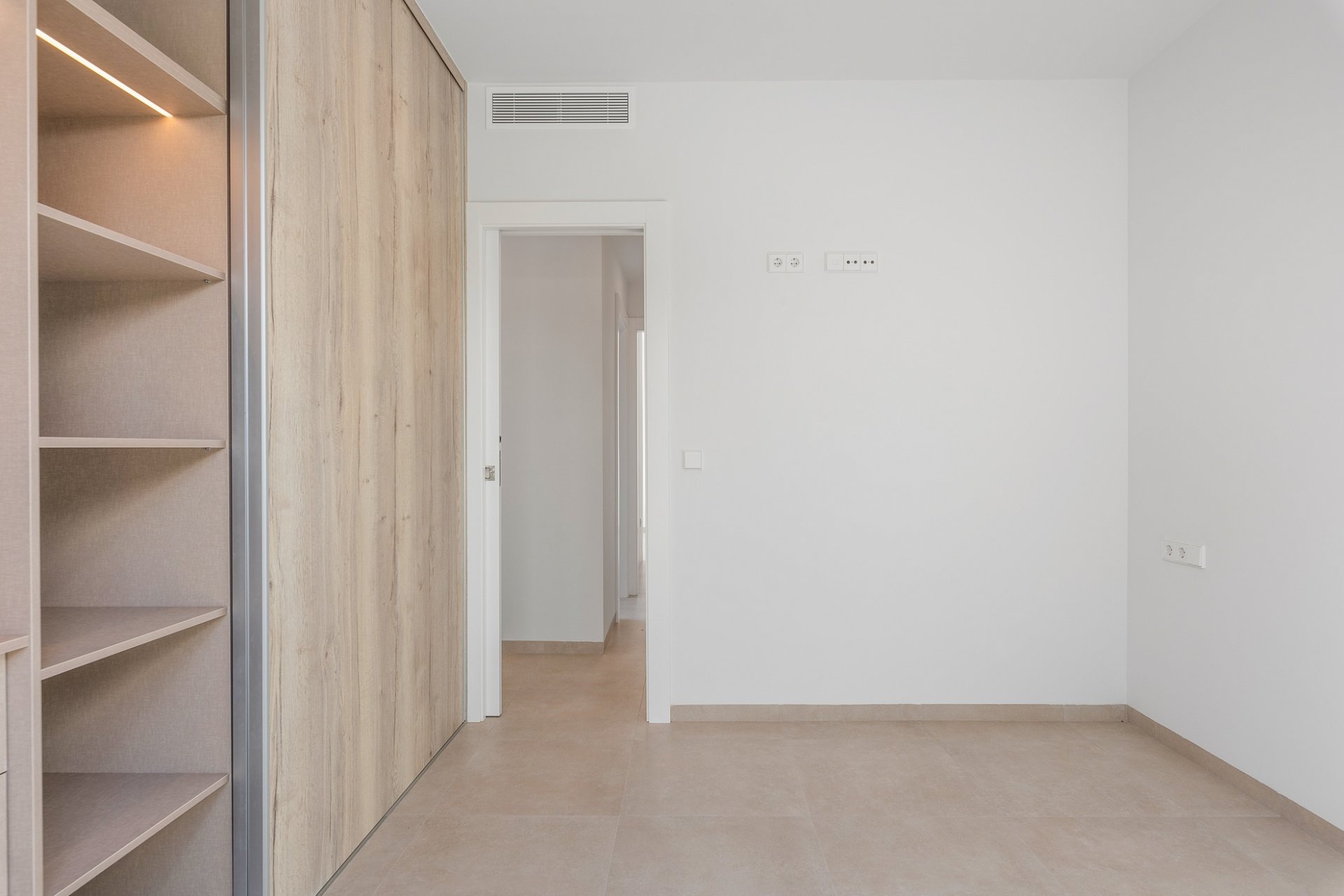 Obra nueva - Villa - Los Alcázares