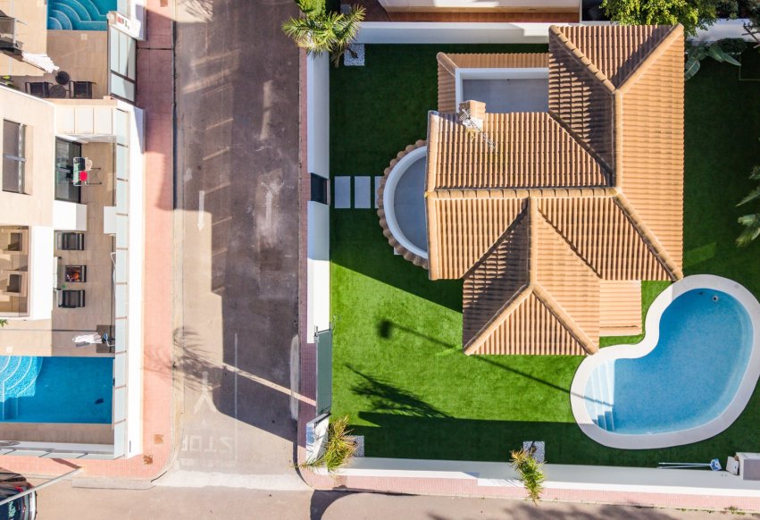 Obra nueva - Villa - Orihuela Costa