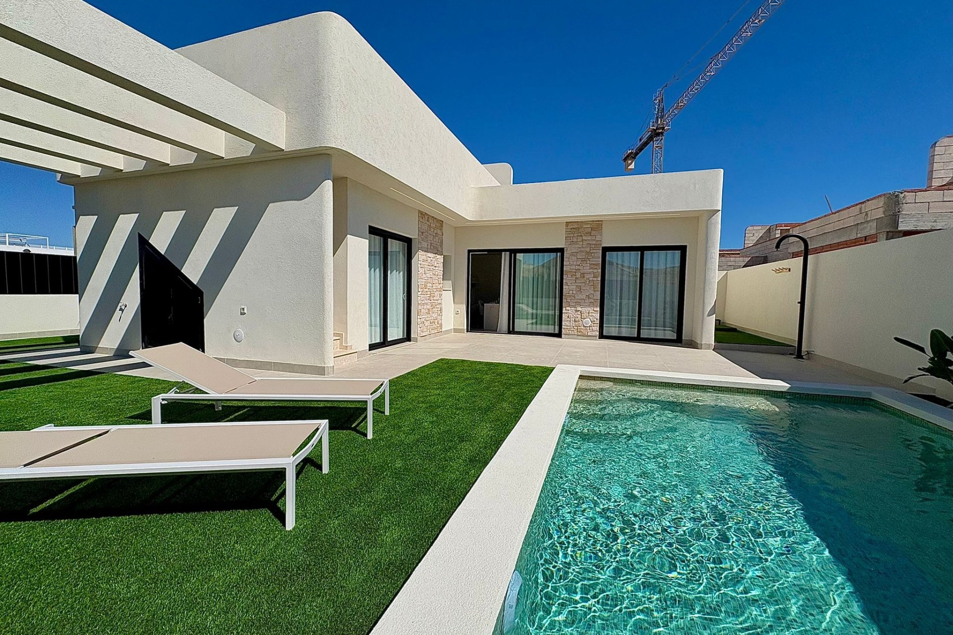 Obra nueva - Villa - Roldán