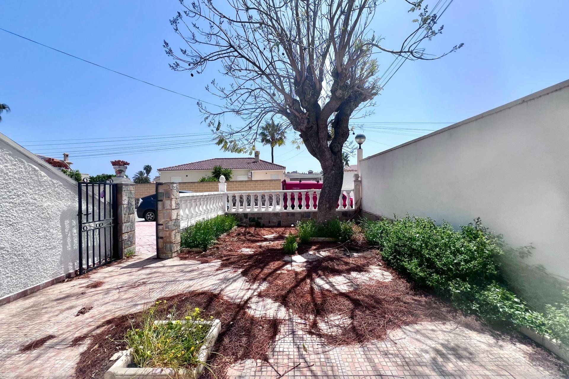 Odsprzedaż - Bungalow - Orihuela Costa - La Regia