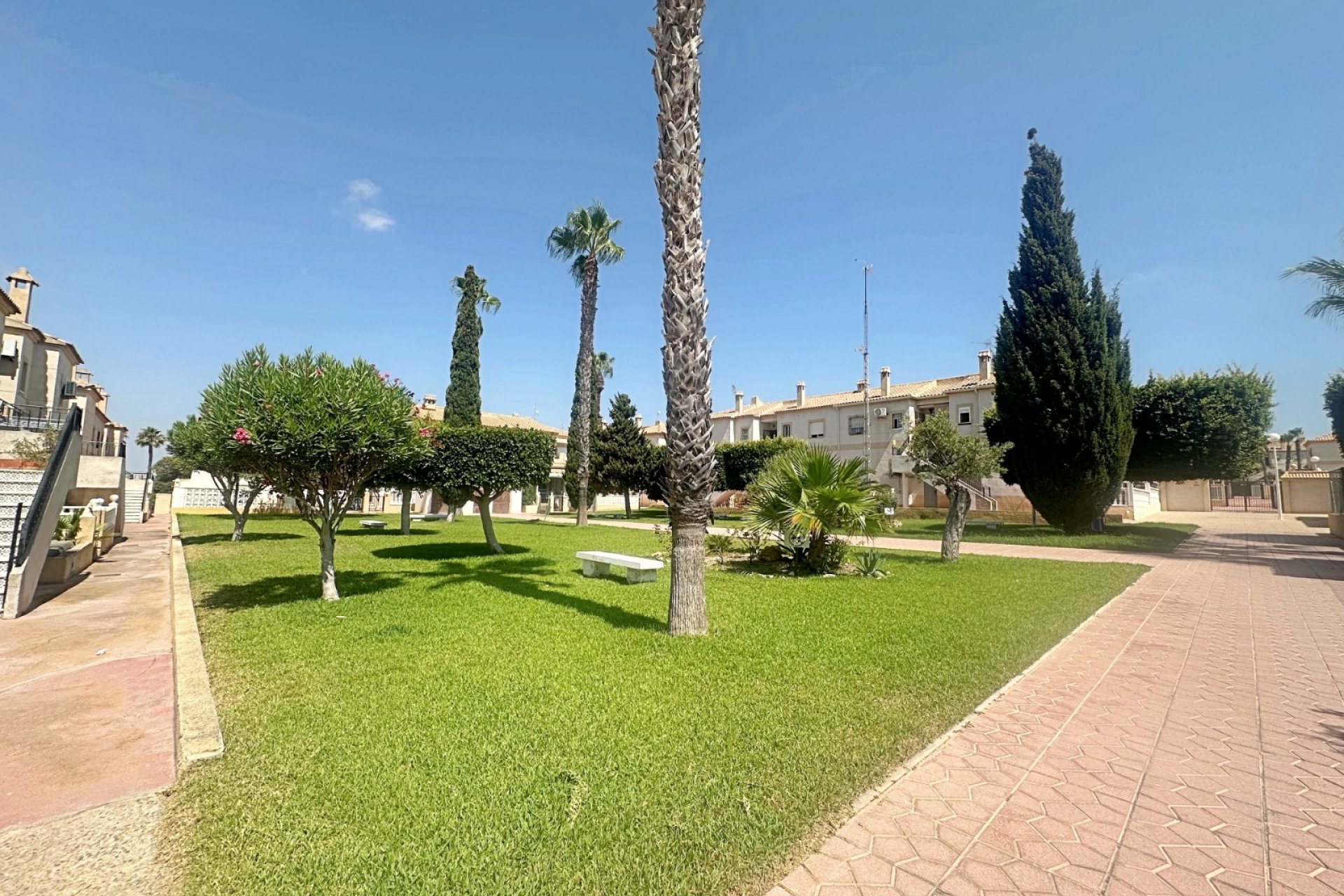 Odsprzedaż - Bungalow - Torrevieja - Aguas Nuevas