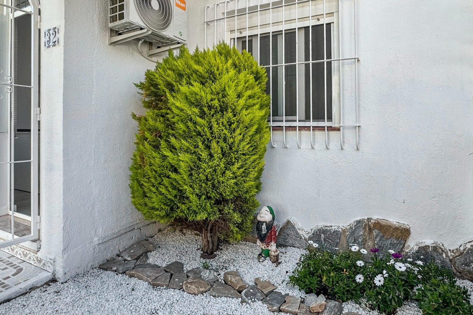 Odsprzedaż - Bungalow - Torrevieja - Los Balcones - Los Altos 