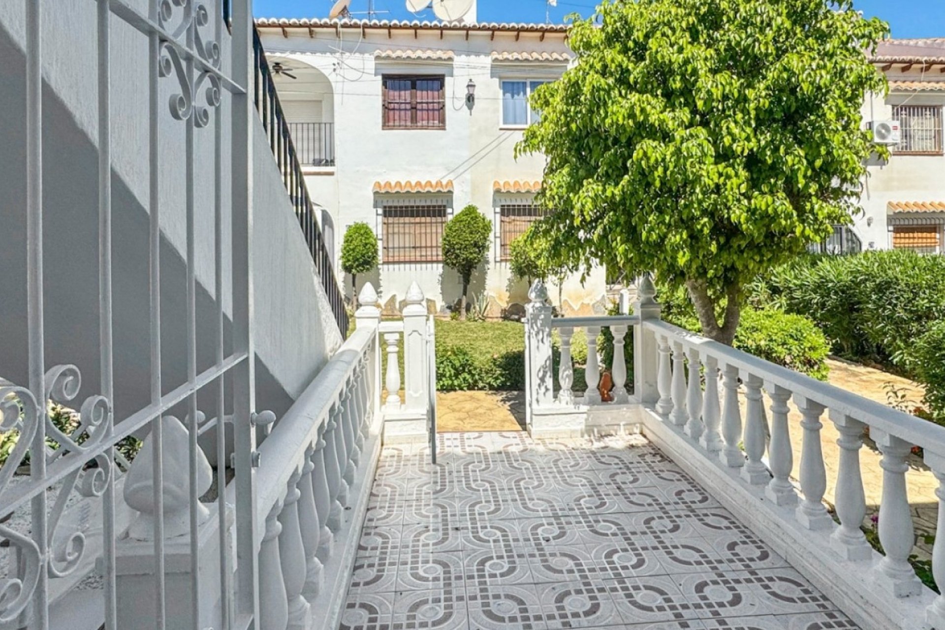 Odsprzedaż - Bungalow - Torrevieja - Los Balcones - Los Altos 