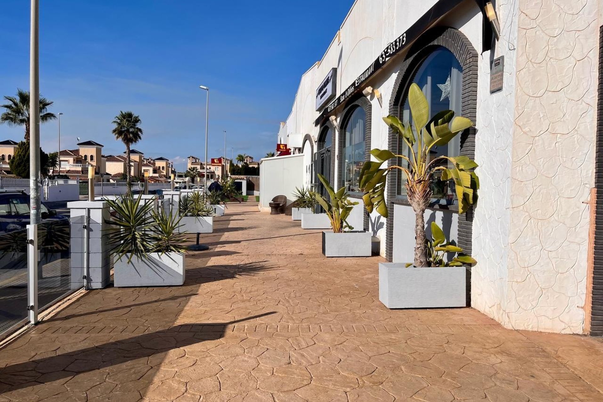 Odsprzedaż - Local comercial - Guardamar del Segura