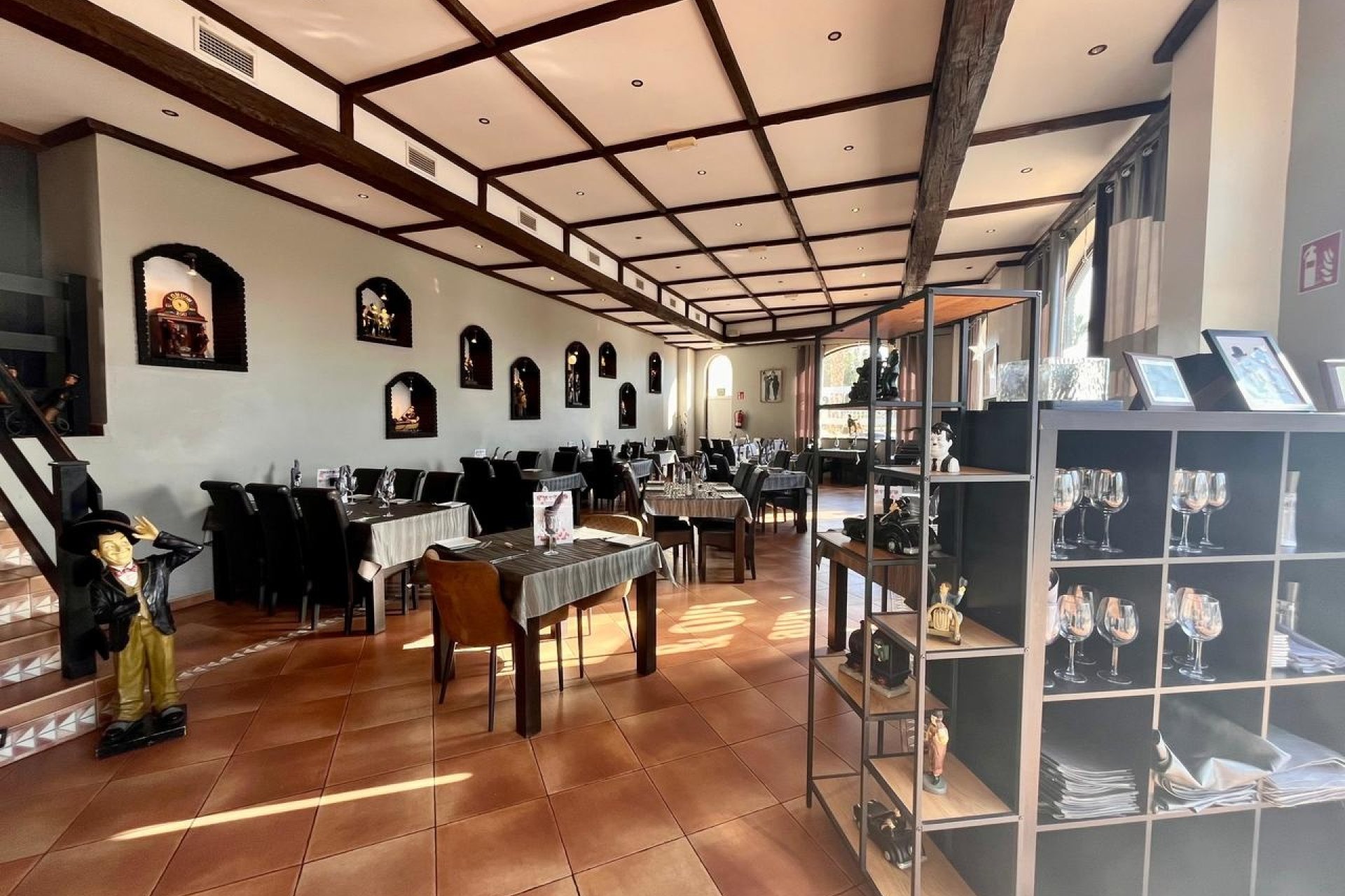 Odsprzedaż - Local comercial - Guardamar del Segura