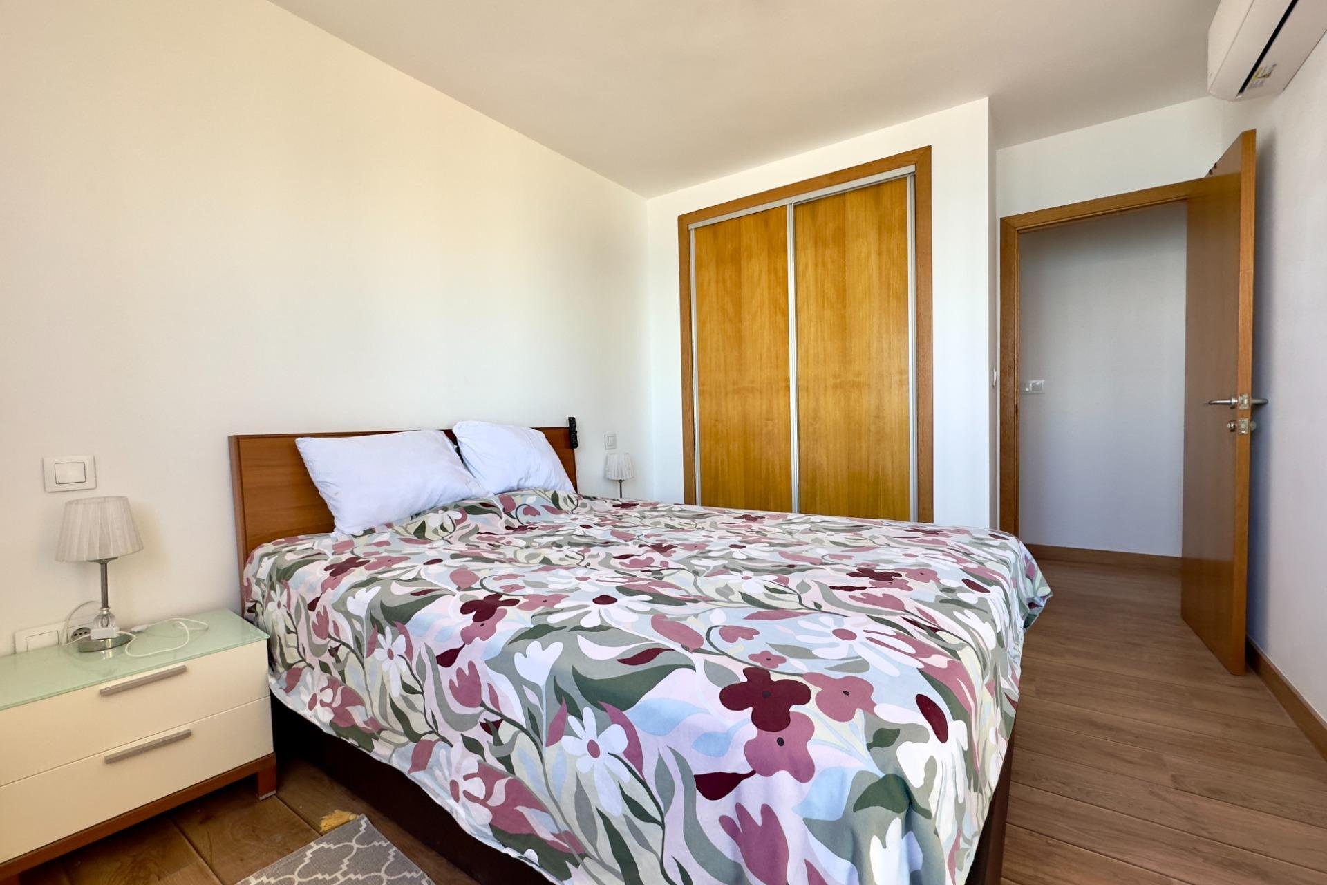 Odsprzedaż - Mieszkanie w bloku - La Manga del Mar Menor - Playa del Esparto-Veneziola