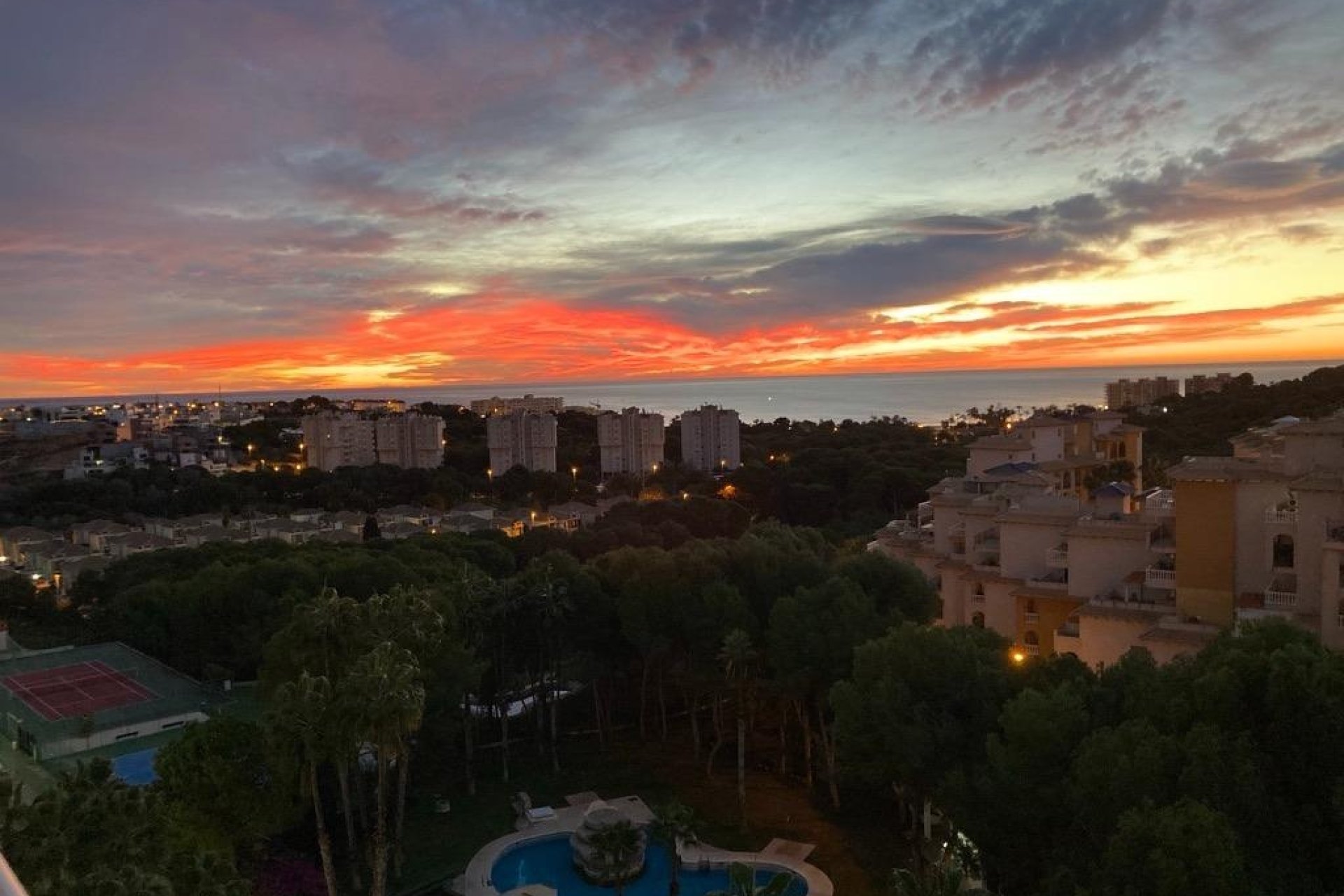Odsprzedaż - Mieszkanie w bloku - Orihuela Costa - Altos de Campoamor