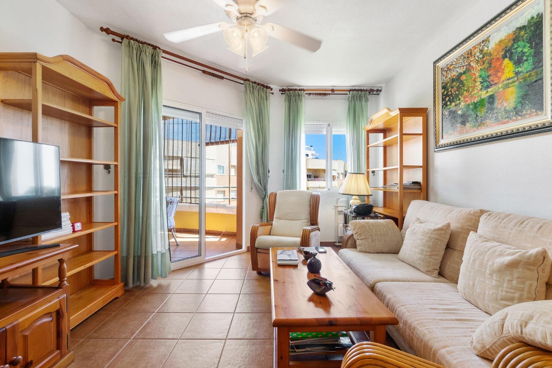 Odsprzedaż - Mieszkanie w bloku - Orihuela Costa - Campoamor