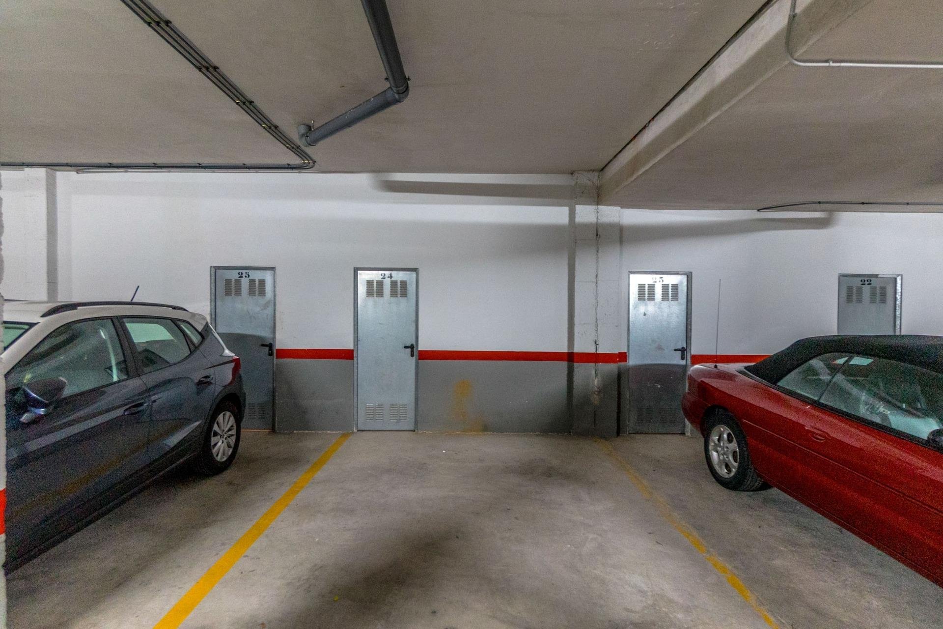 Odsprzedaż - Mieszkanie w bloku - Orihuela Costa - Campoamor