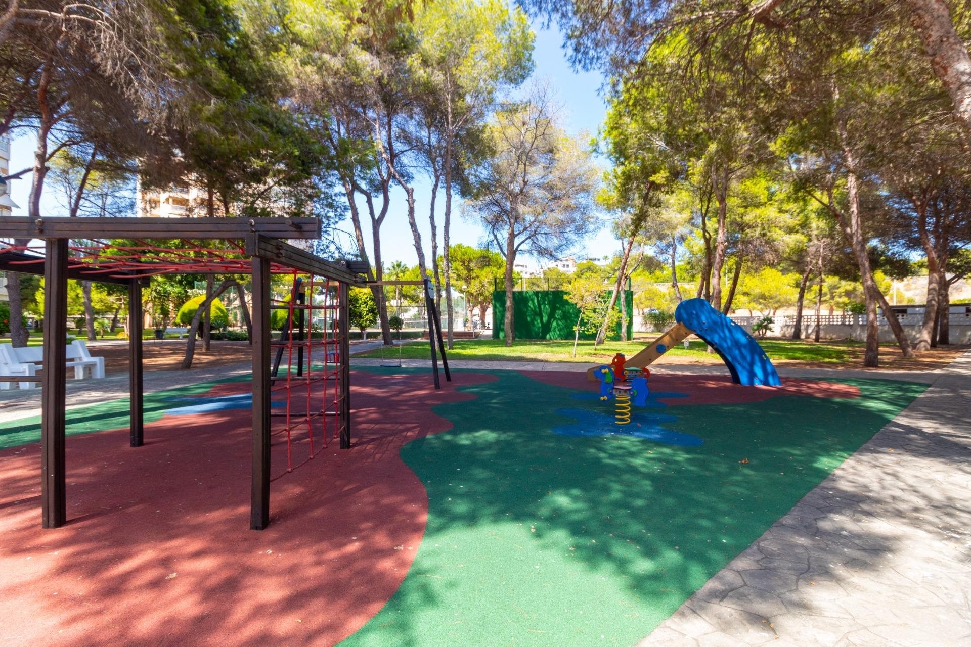 Odsprzedaż - Mieszkanie w bloku - Orihuela Costa - Campoamor