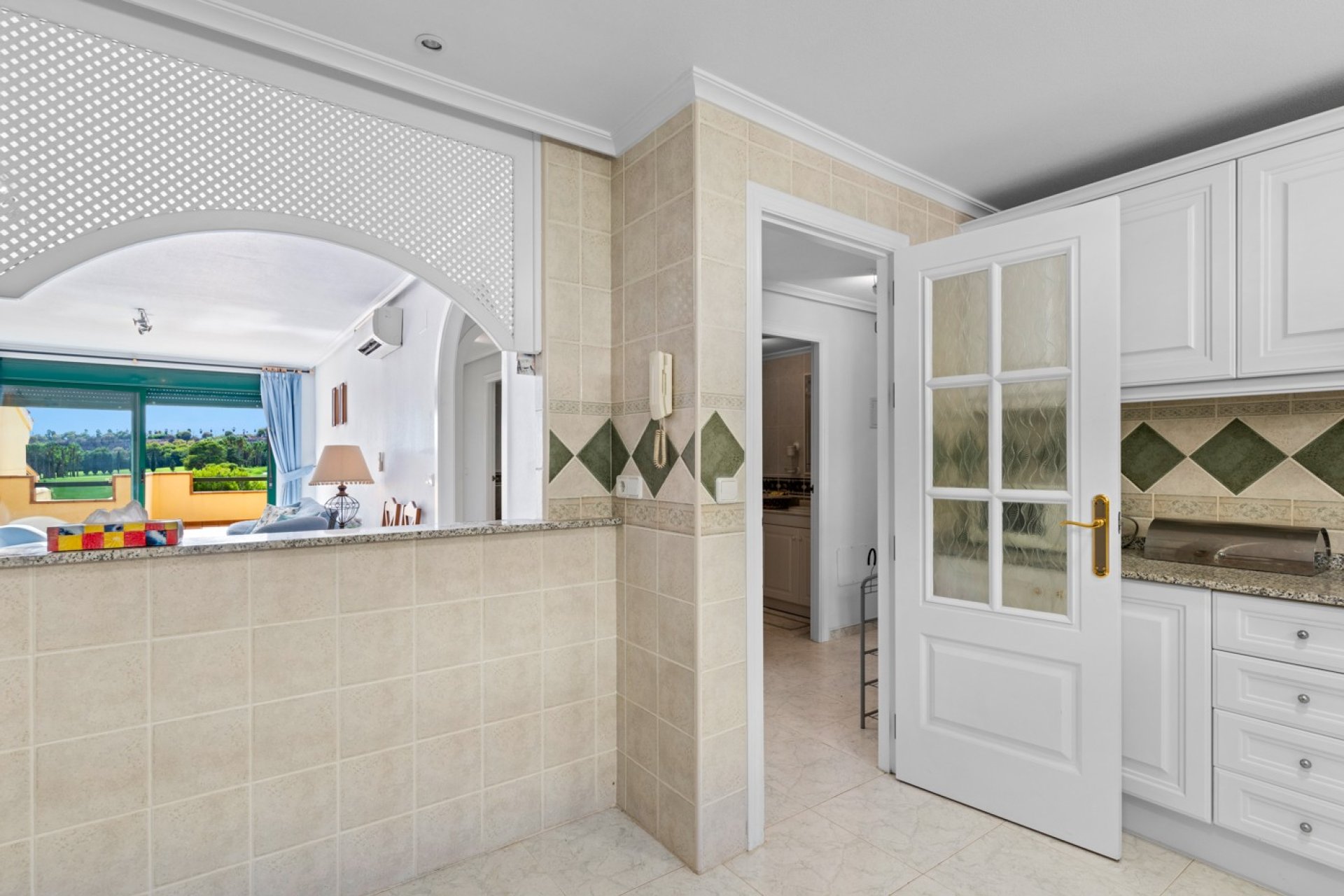 Odsprzedaż - Mieszkanie w bloku - Orihuela Costa - Campoamor