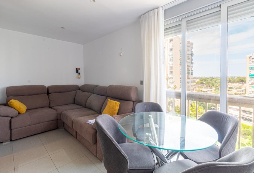 Odsprzedaż - Mieszkanie w bloku - Orihuela Costa - Campoamor