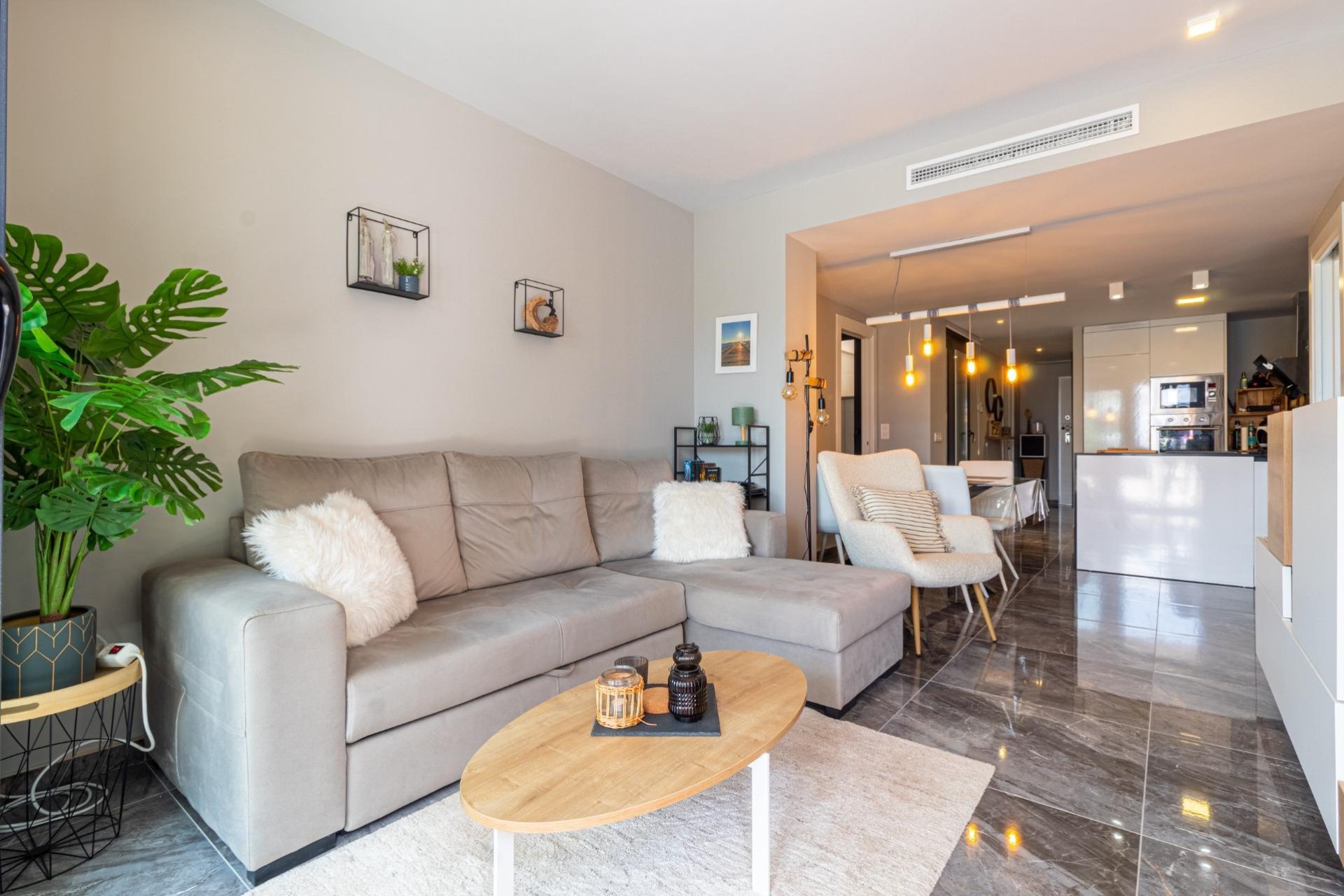 Odsprzedaż - Mieszkanie w bloku - Orihuela Costa - La Florida