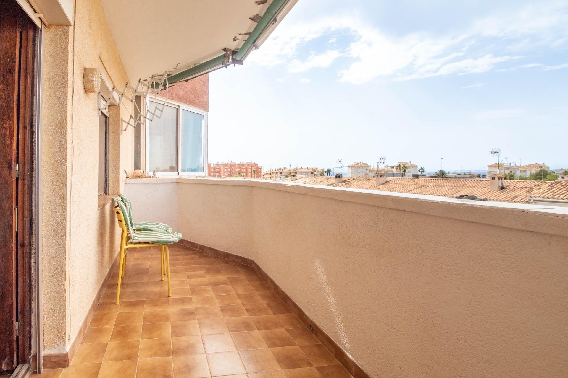 Odsprzedaż - Mieszkanie w bloku - Orihuela Costa - La Regia