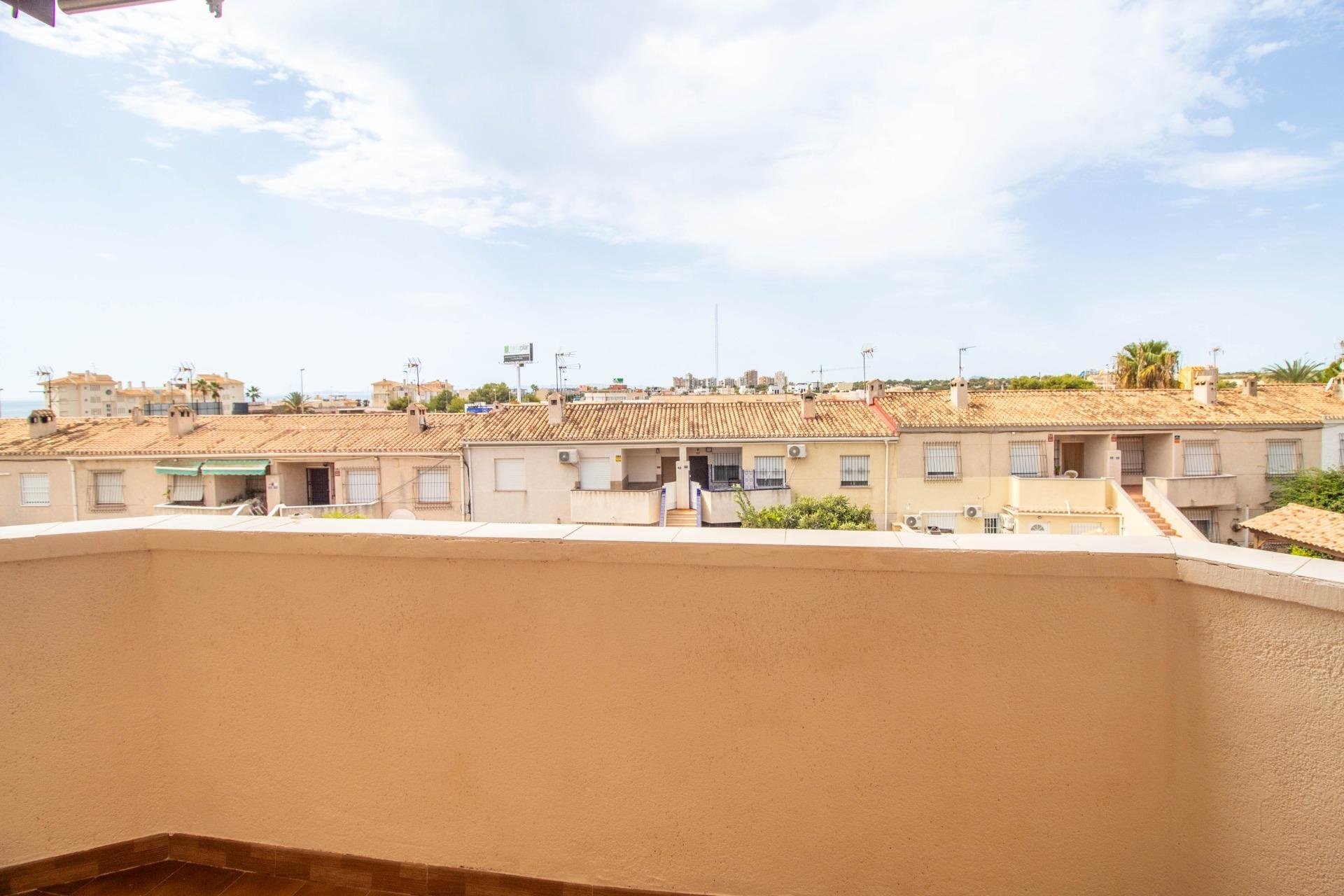 Odsprzedaż - Mieszkanie w bloku - Orihuela Costa - La Regia