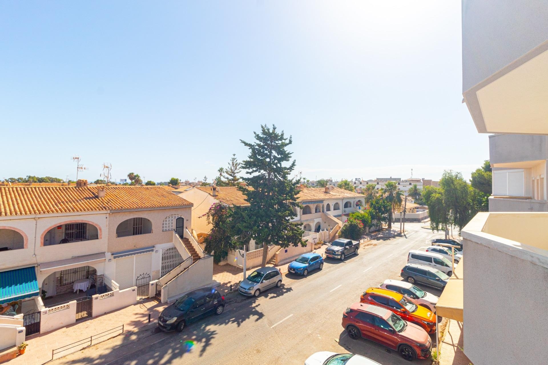 Odsprzedaż - Mieszkanie w bloku - Orihuela Costa - La Regia