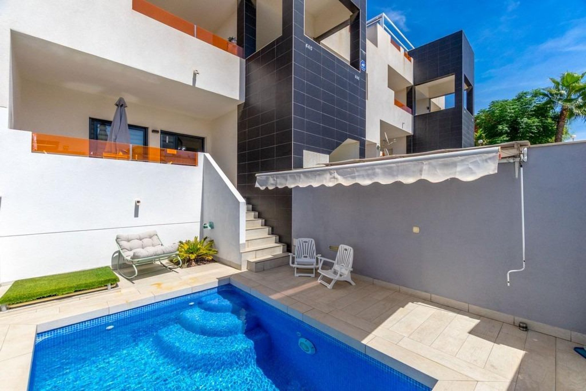 Odsprzedaż - Mieszkanie w bloku - Orihuela Costa - Los Altos