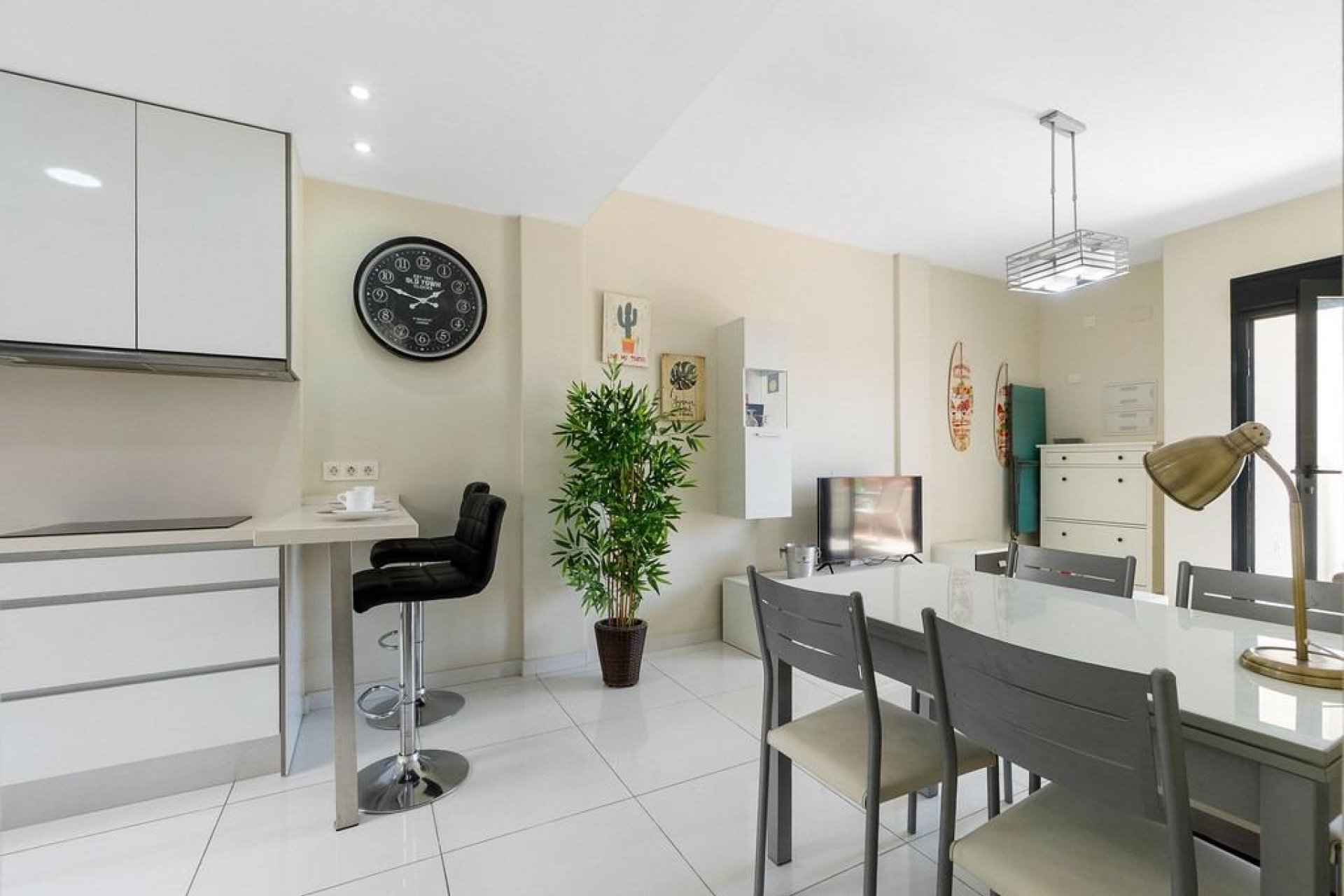 Odsprzedaż - Mieszkanie w bloku - Orihuela Costa - Los Altos