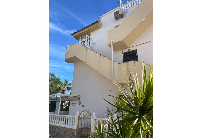 Odsprzedaż - Mieszkanie w bloku - Orihuela Costa - Los Altos