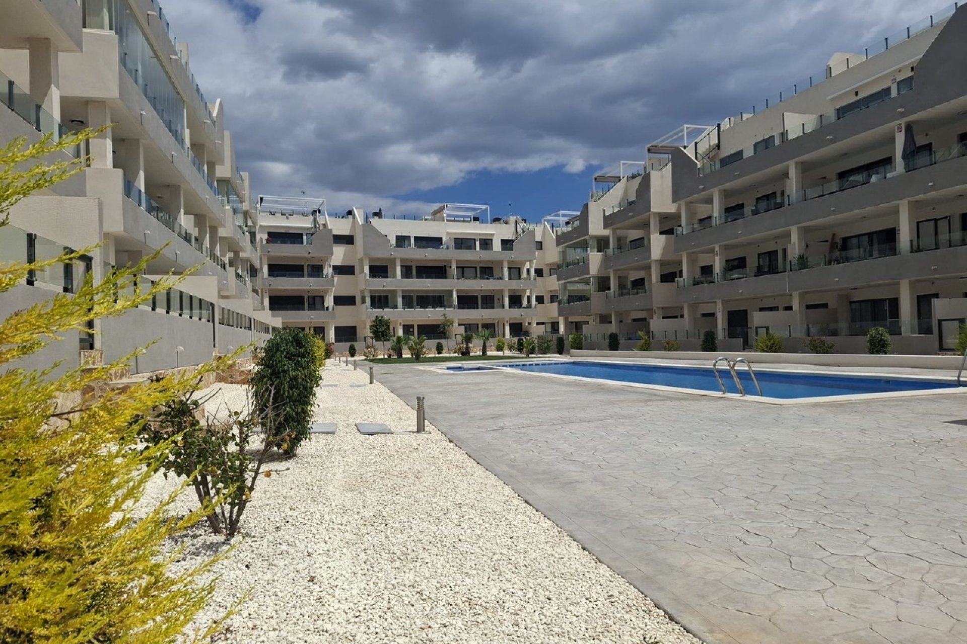 Odsprzedaż - Mieszkanie w bloku - Orihuela Costa - Los Dolses