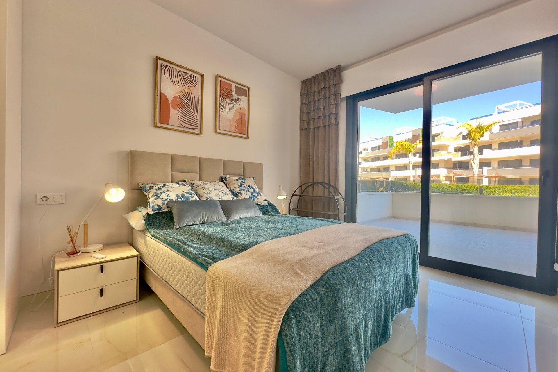 Odsprzedaż - Mieszkanie w bloku - Orihuela Costa - Playa Flamenca
