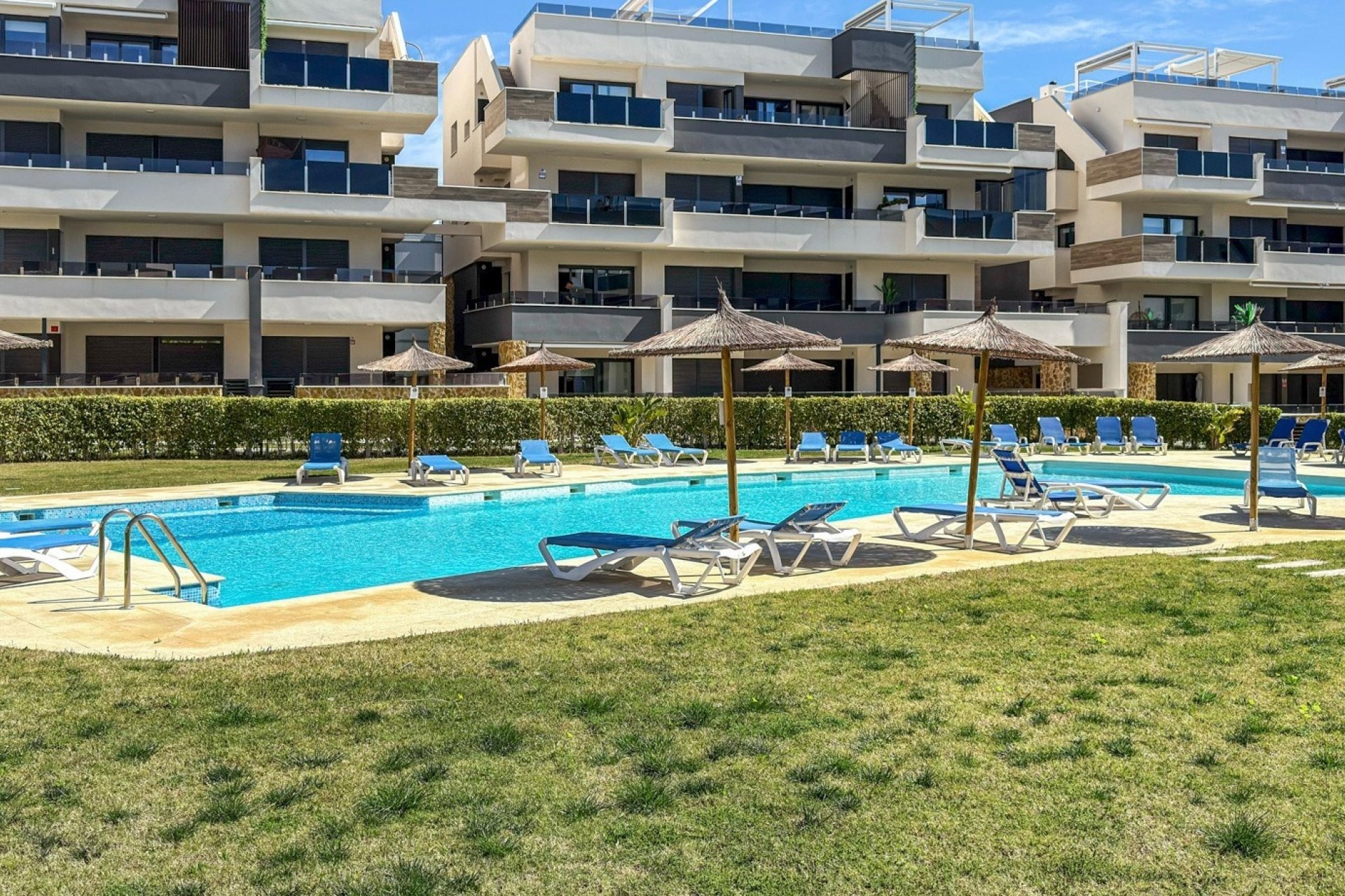 Odsprzedaż - Mieszkanie w bloku - Orihuela Costa - Playa Flamenca