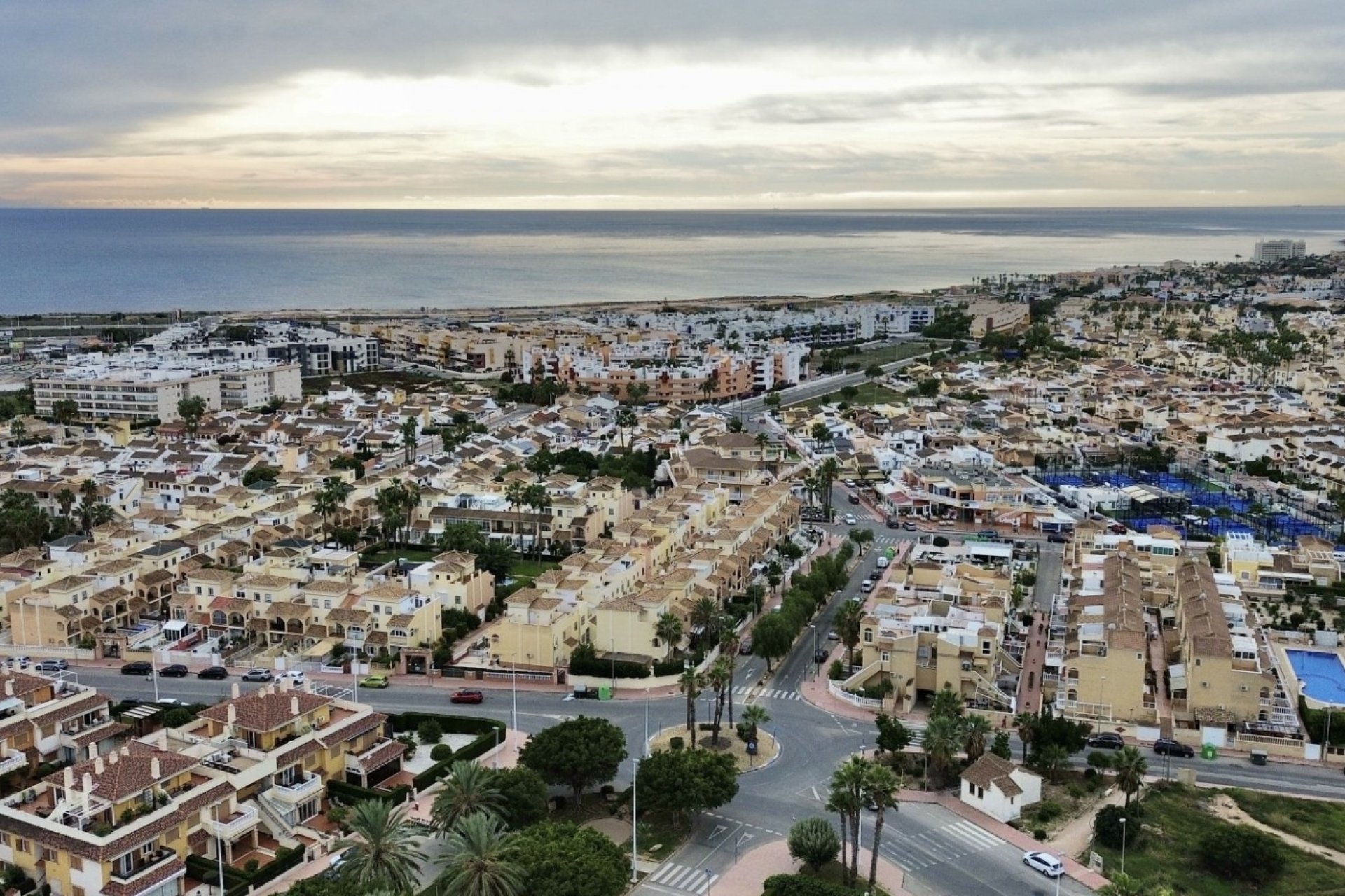 Odsprzedaż - Mieszkanie w bloku - Orihuela Costa - Playa Flamenca
