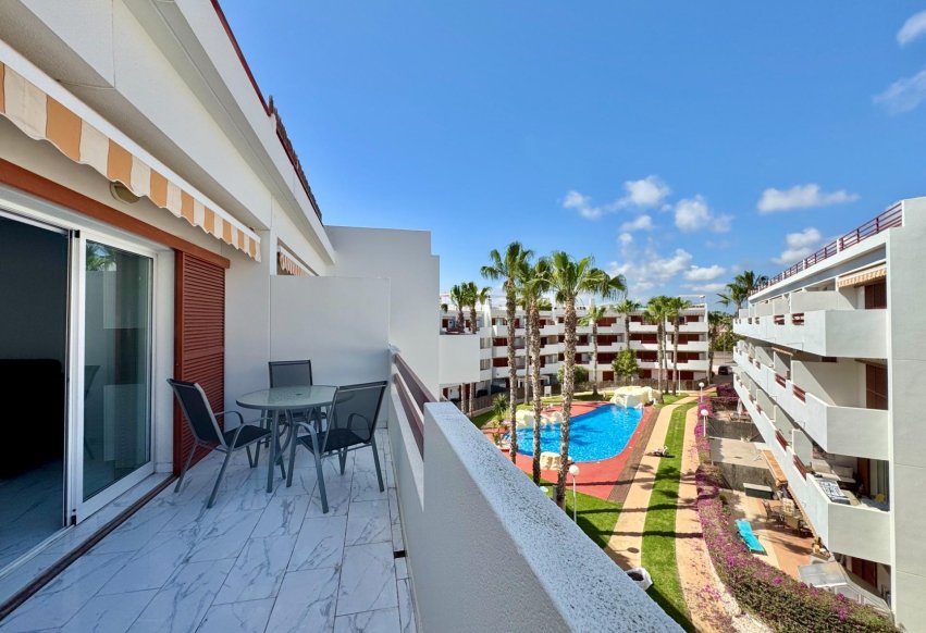 Odsprzedaż - Mieszkanie w bloku - Orihuela Costa - Punta Prima