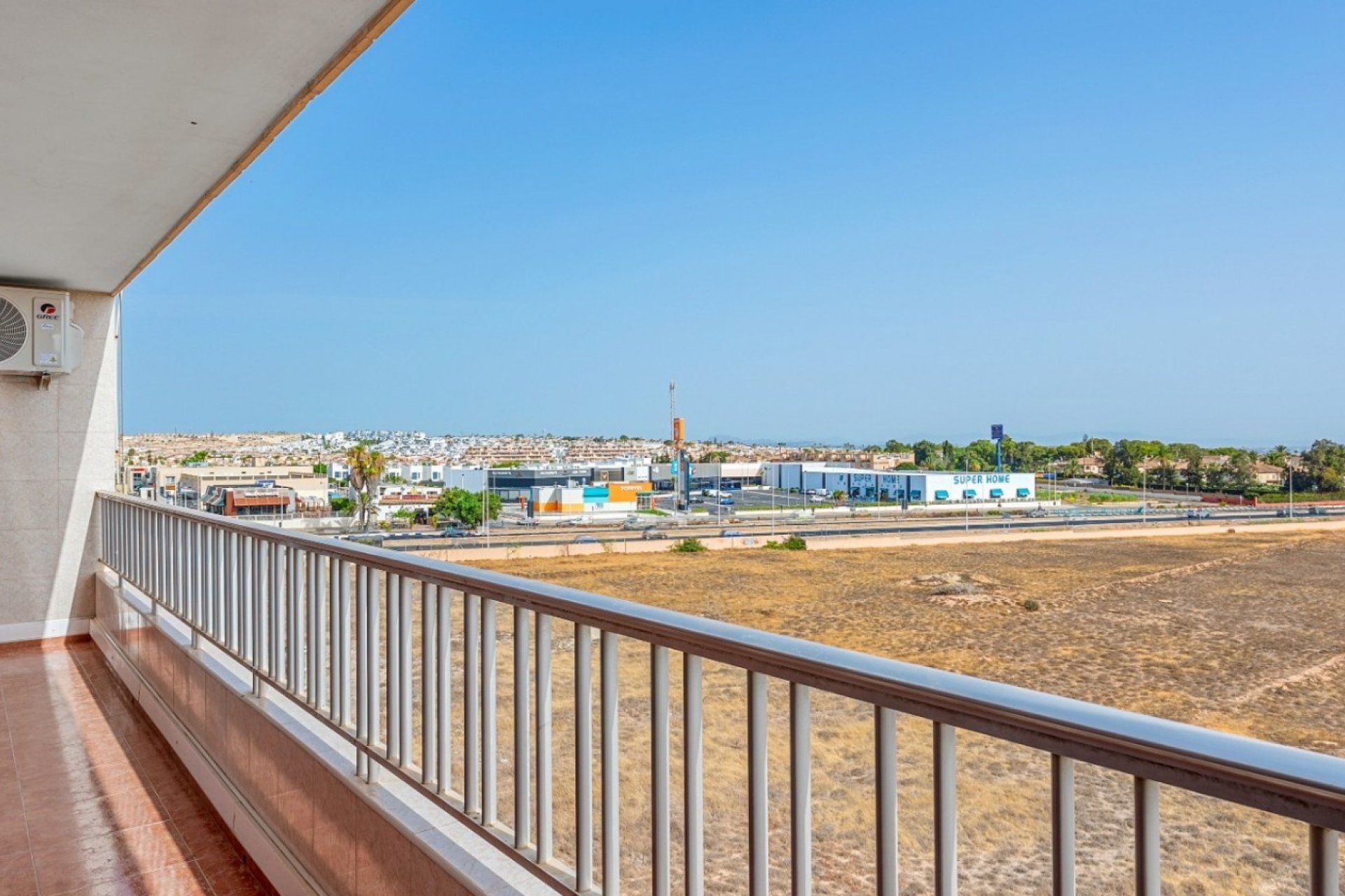 Odsprzedaż - Mieszkanie w bloku - Orihuela Costa - Punta Prima