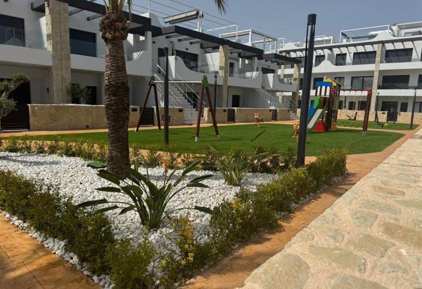 Odsprzedaż - Mieszkanie w bloku - Orihuela Costa - Rocio del Mar