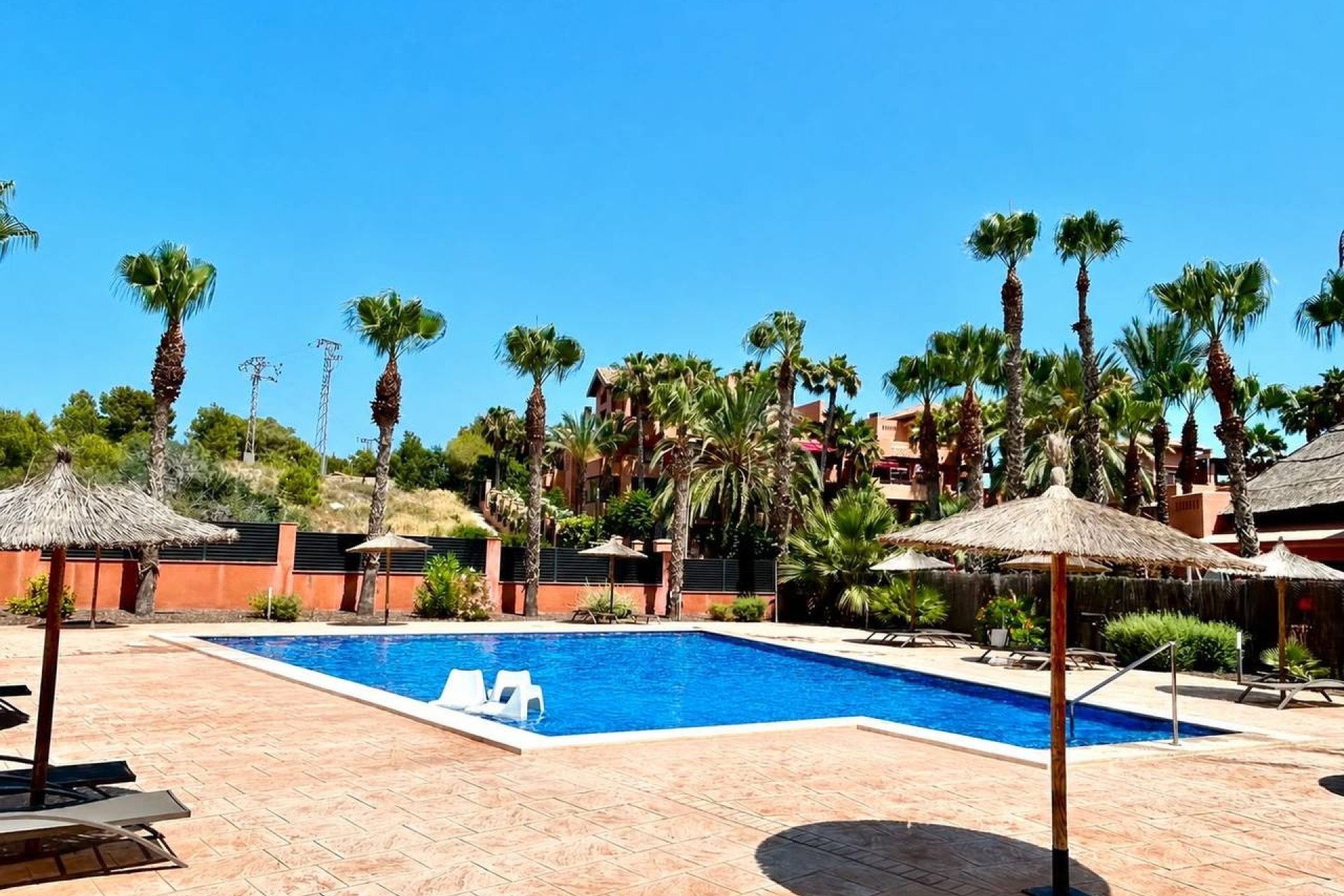 Odsprzedaż - Mieszkanie w bloku - Orihuela Costa - Villamartín