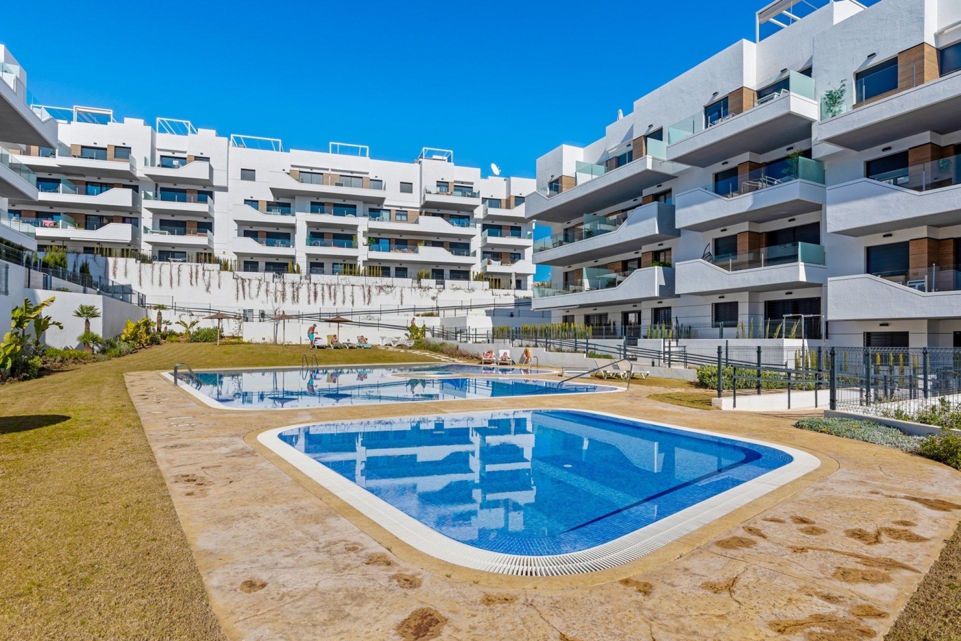 Odsprzedaż - Mieszkanie w bloku - Orihuela Costa - Villamartín