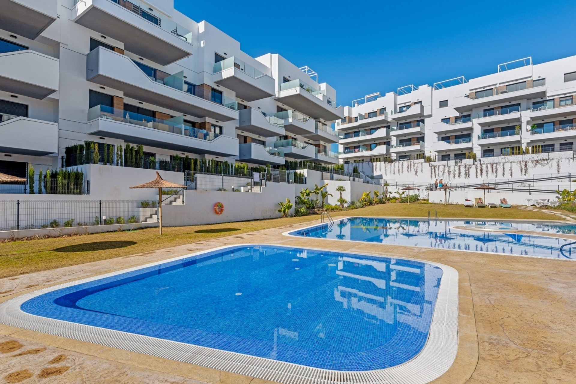 Odsprzedaż - Mieszkanie w bloku - Orihuela Costa - Villamartín