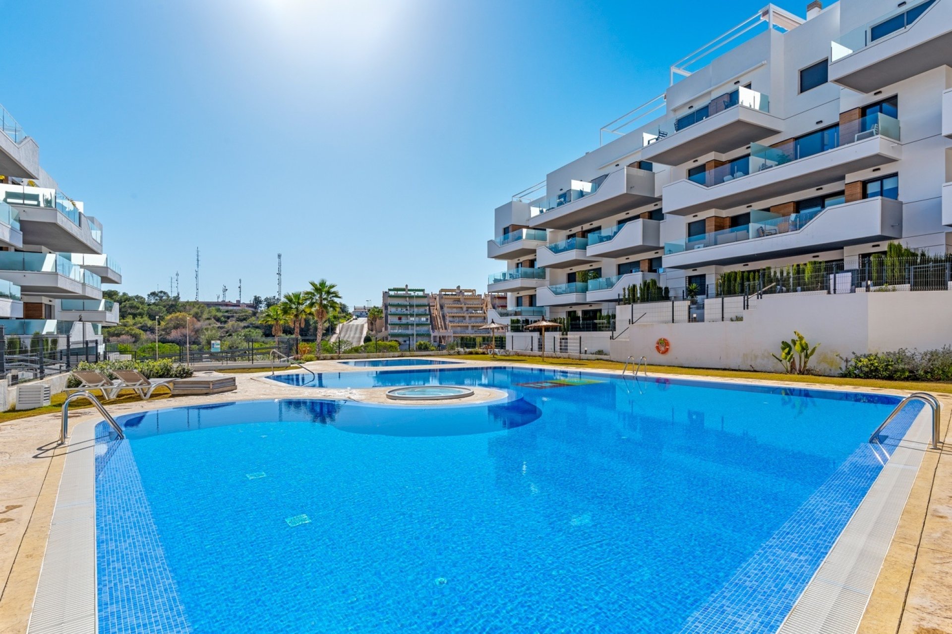 Odsprzedaż - Mieszkanie w bloku - Orihuela Costa - Villamartín