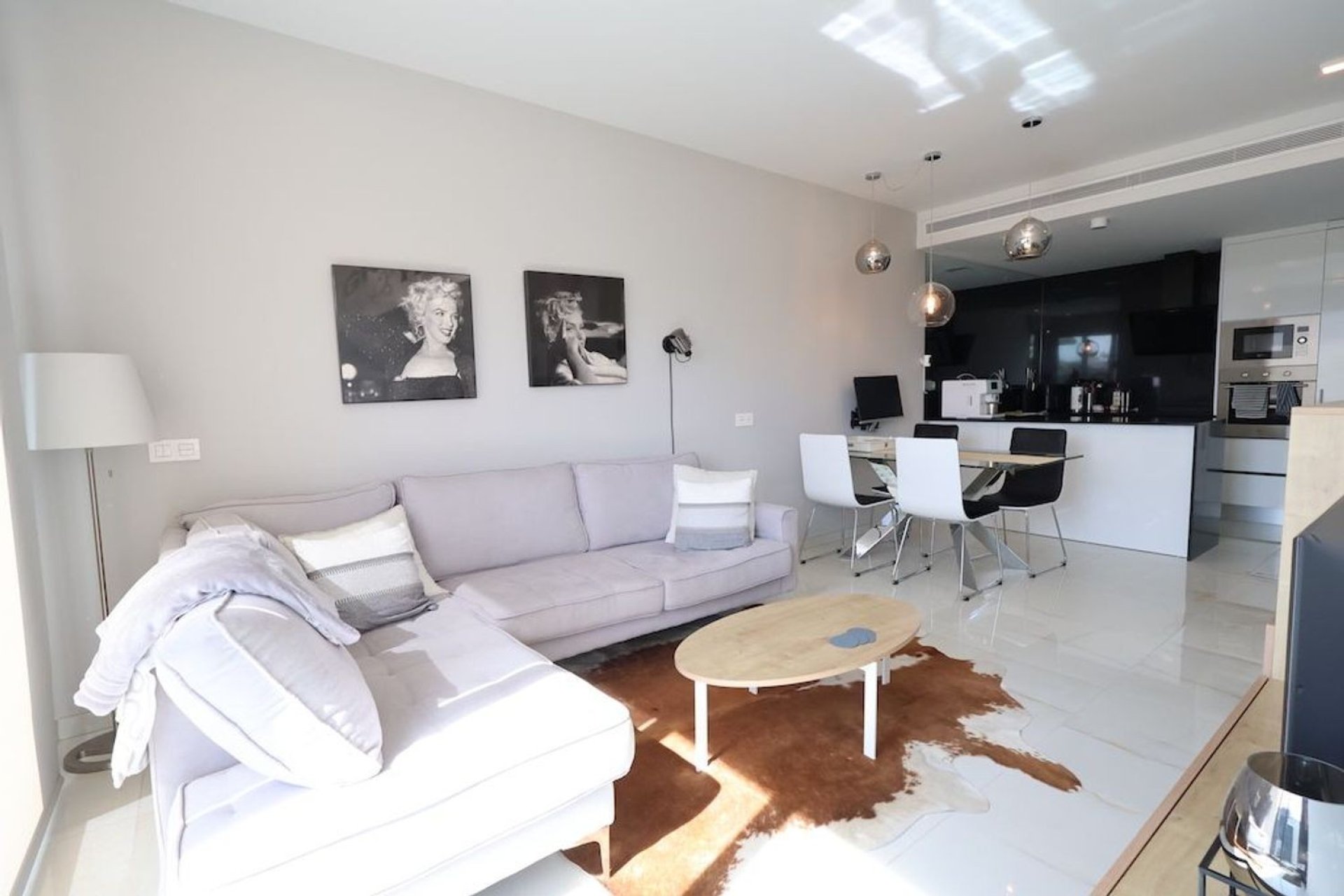 Odsprzedaż - Mieszkanie w bloku - Orihuela Costa