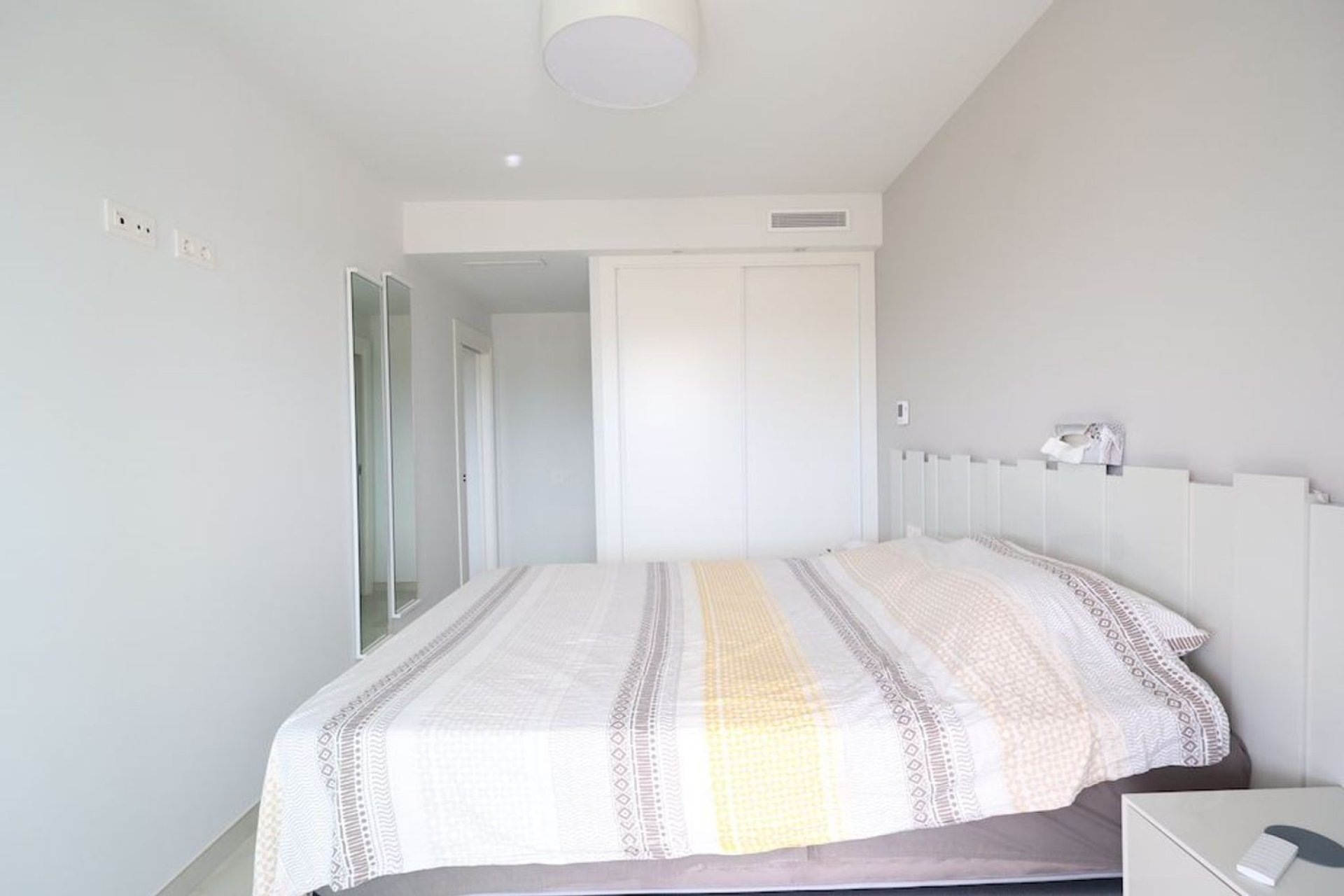 Odsprzedaż - Mieszkanie w bloku - Orihuela Costa